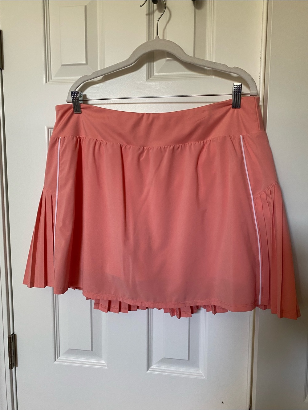 Xersion Peach Skort with pleated sides and back - XXL